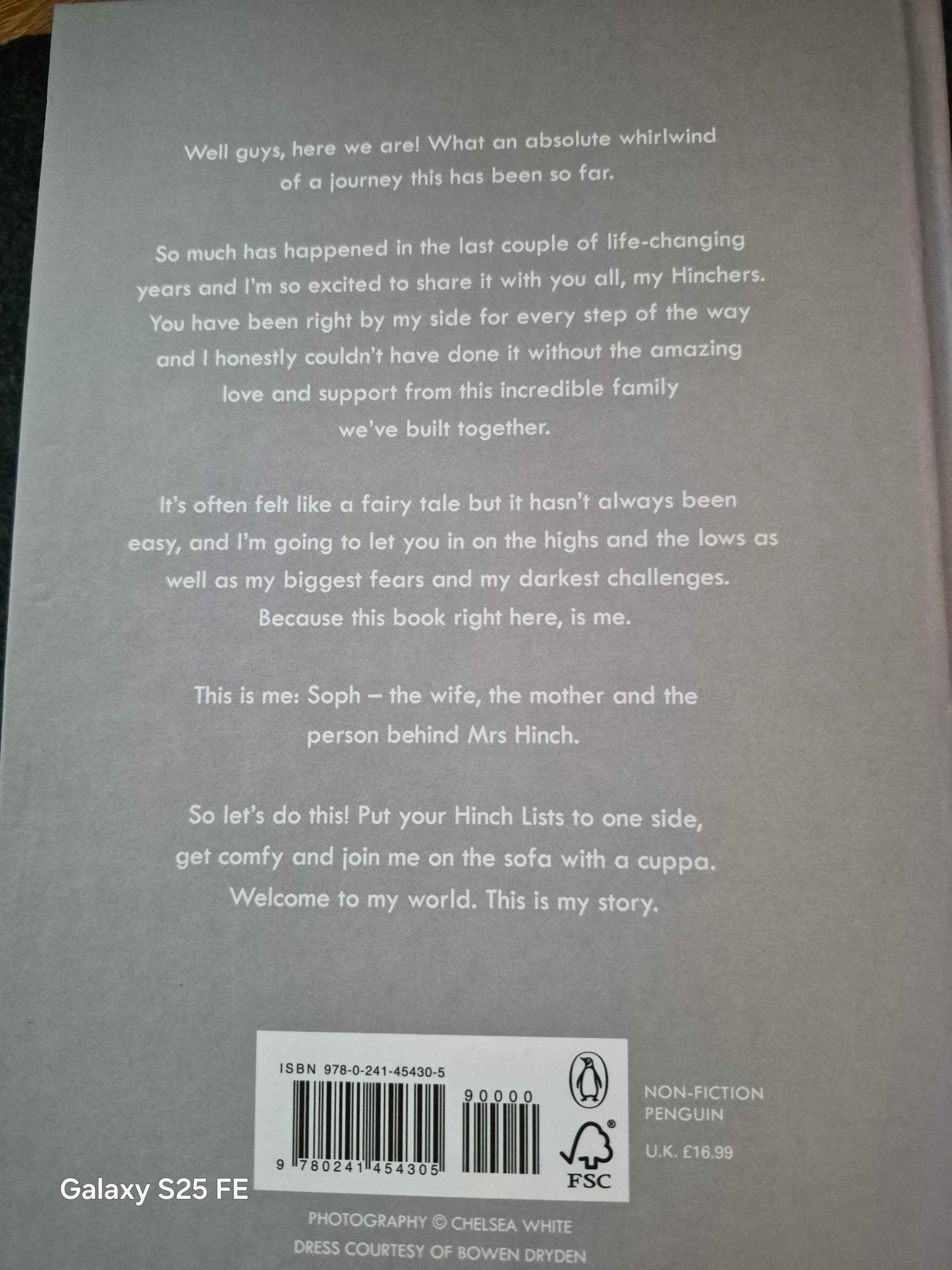 This Is Me: A Memoir — Mrs Hinch (Sophie Hinchliffe)