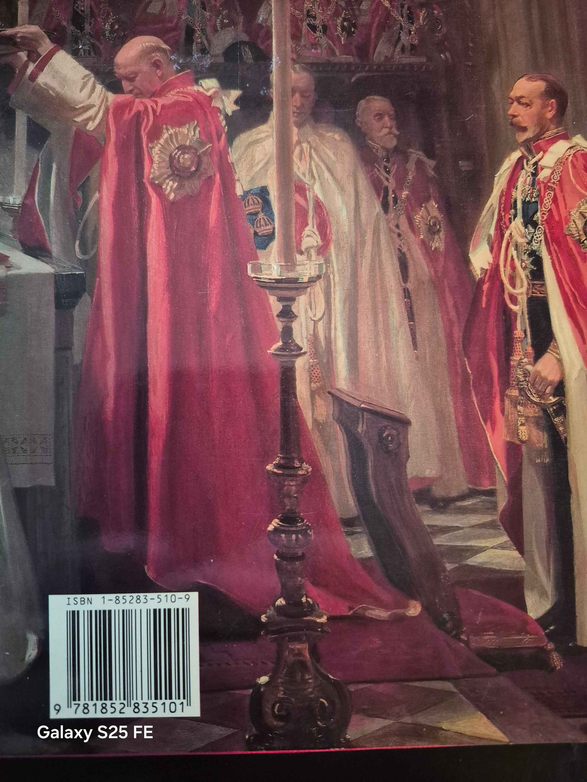 Royal Orders ,The honours and the Honoured by Hugo Vickers