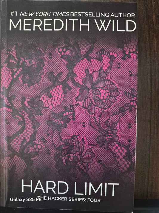 Hard limit by Meredith Wild