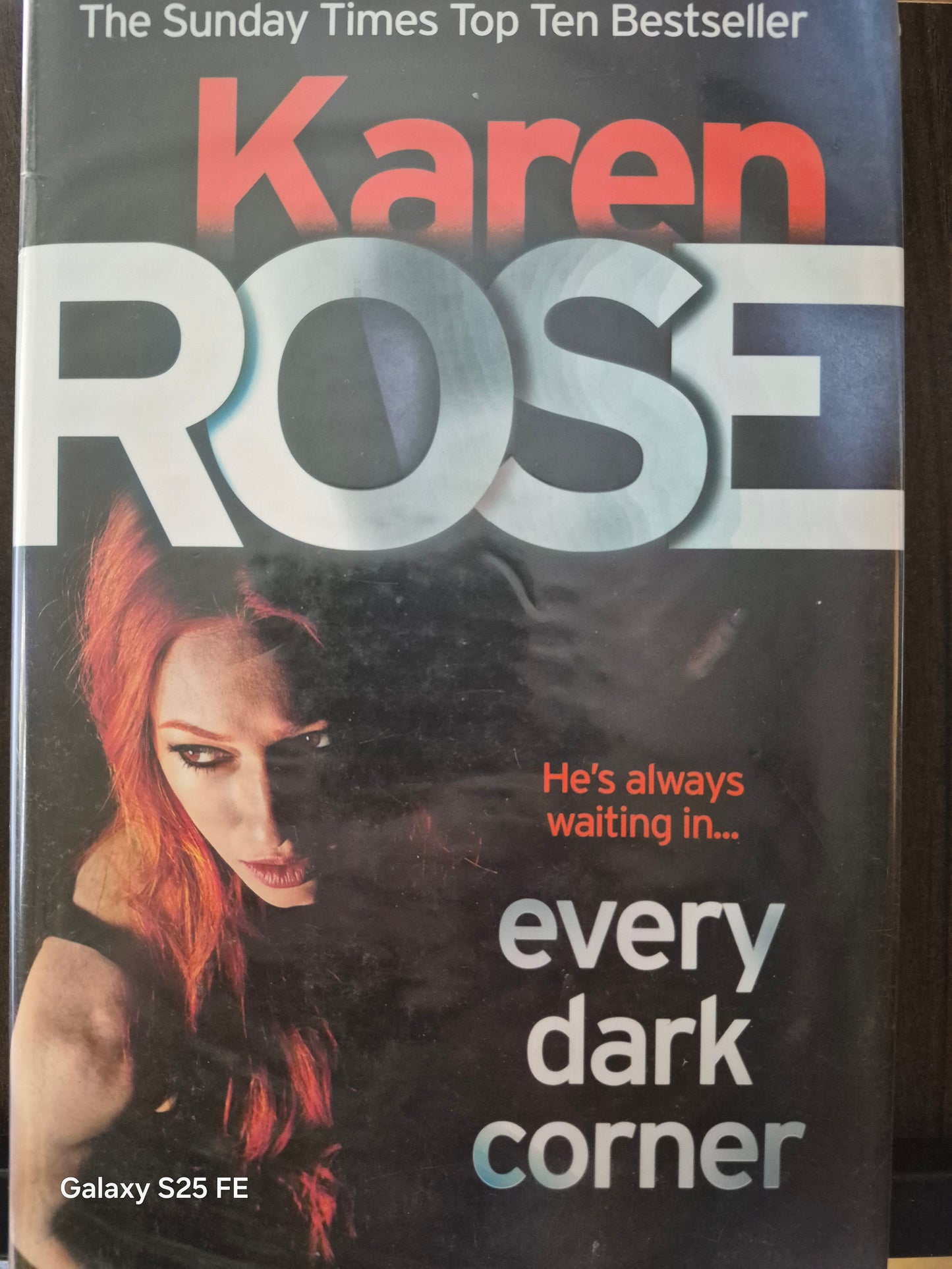 Every Dark Corner – Karen Rose