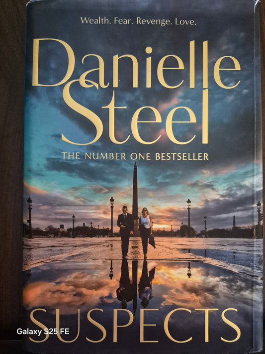 Suspects -Danielle Steel